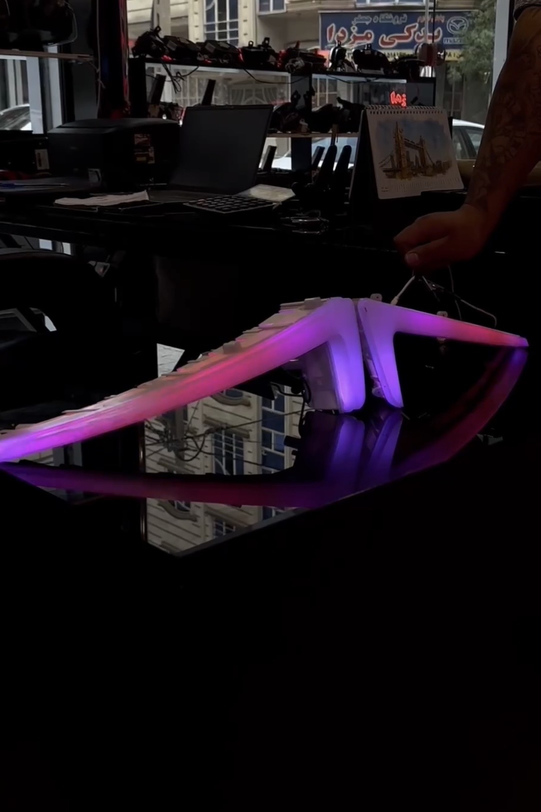 ابرویی فولکالر چراغ جلو اسپرت دناپلاس